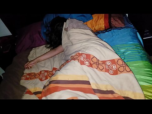 ❤️ Vicfilo kritikante sian junan duonpatrinon dum ŝi dormas. ☑ Porno vk ĉe porno eo.8kpornvids.ru ❌️